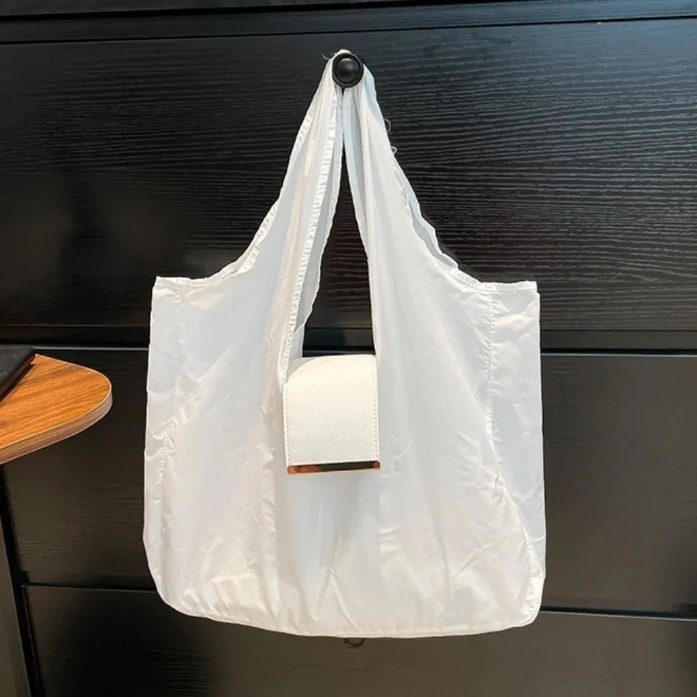 Foldable Keychain Tote Bag – Lightweight, Reusable & Eco-Friendly